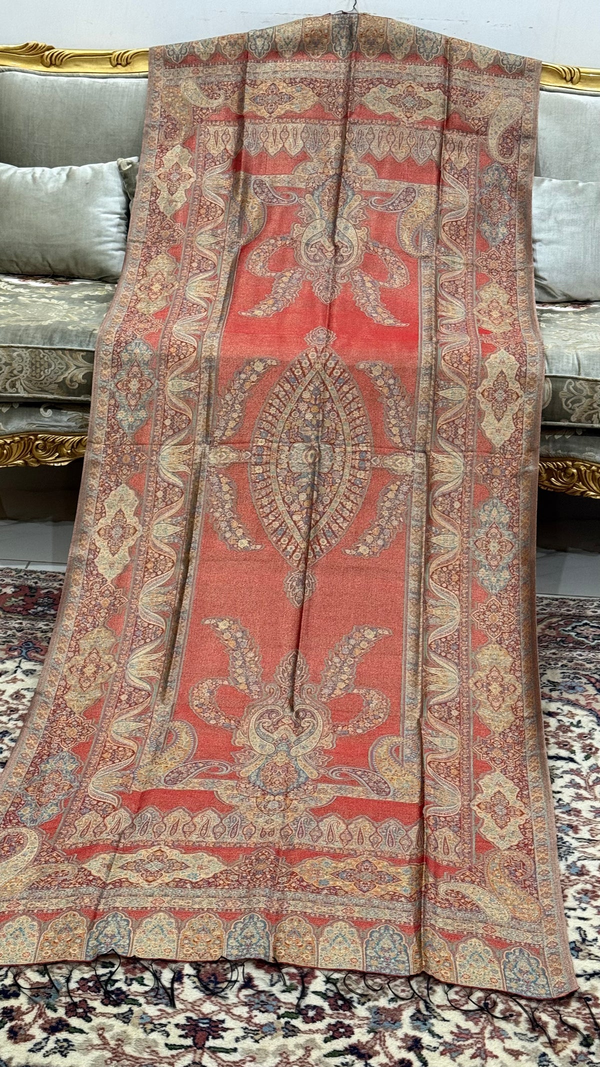 NOOR-E-KANI