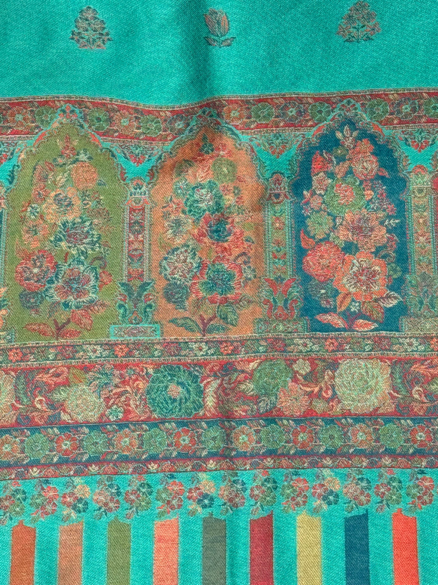 KANI PASHMINA SUIT