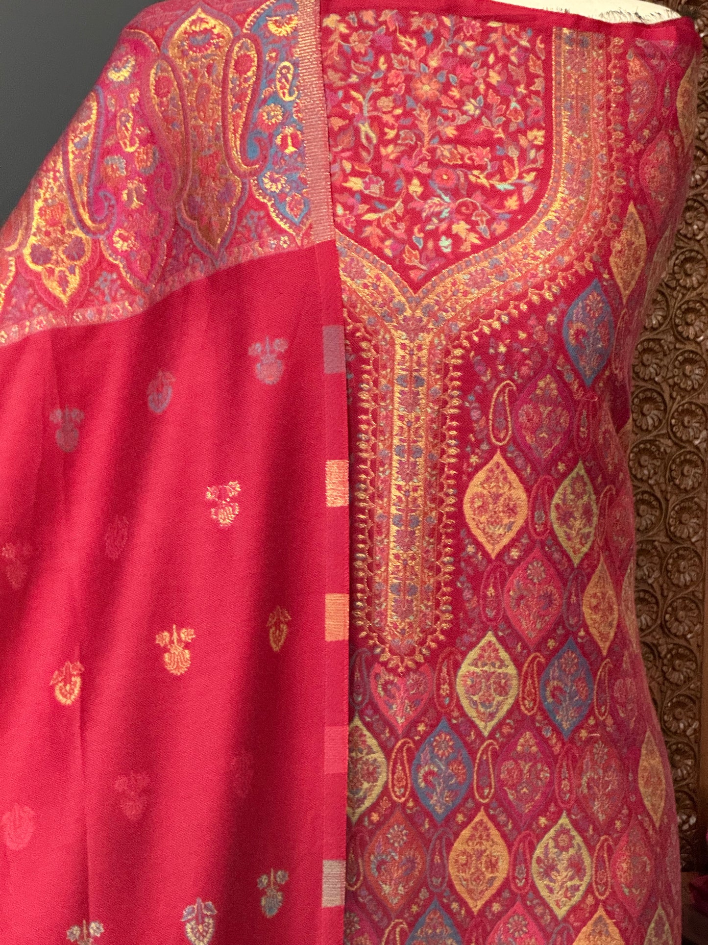 KANI PASHMINA SUIT