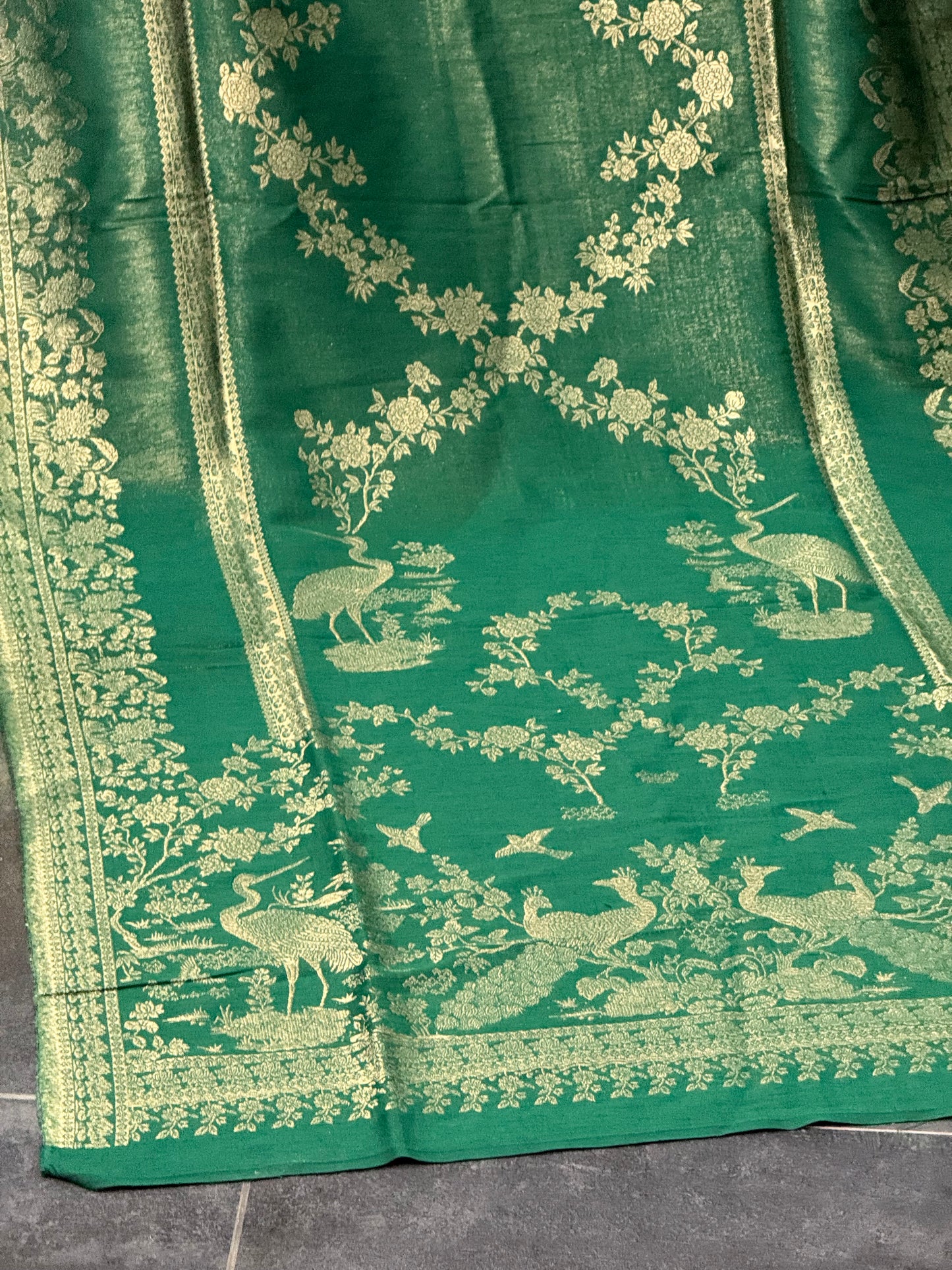 KANI PASHMINA SUIT