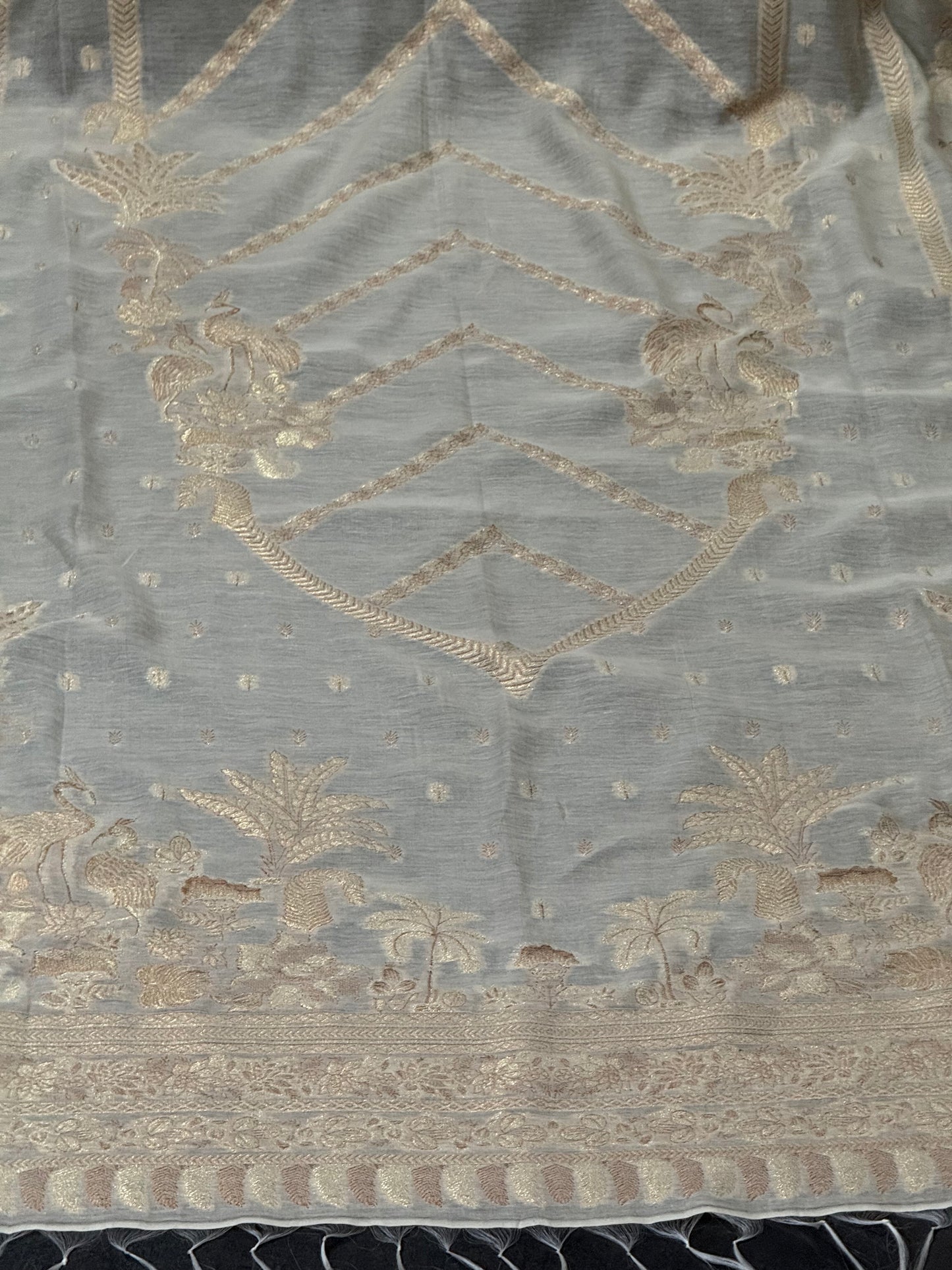REGAL LOOM