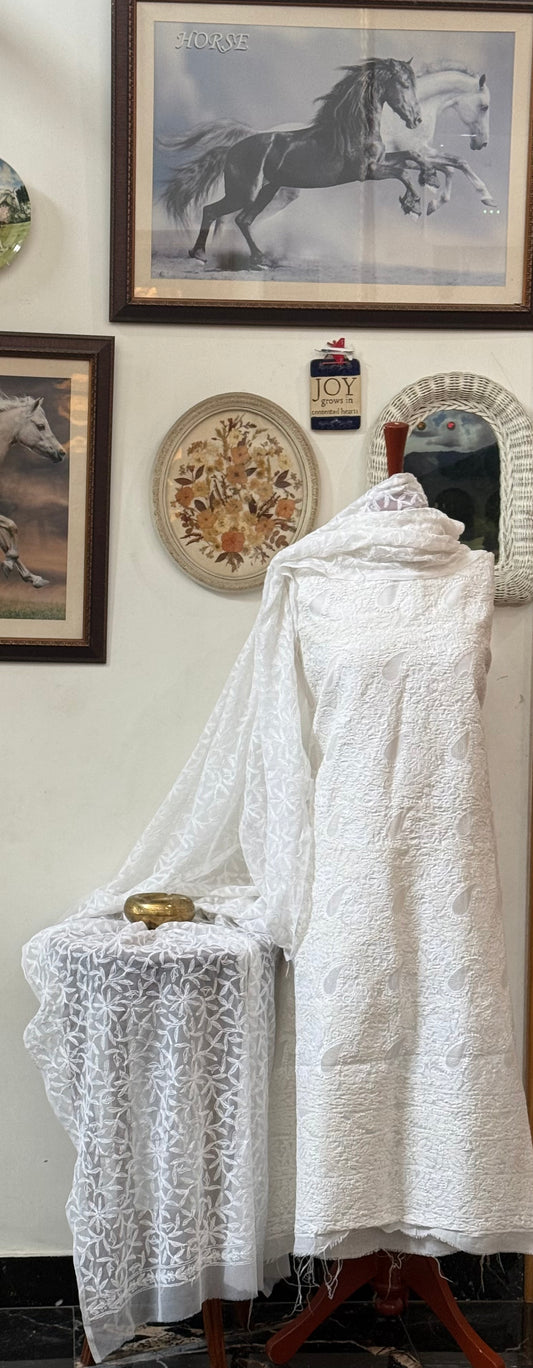 Soft cotton lawn  kurta with chiffon duppata hand work