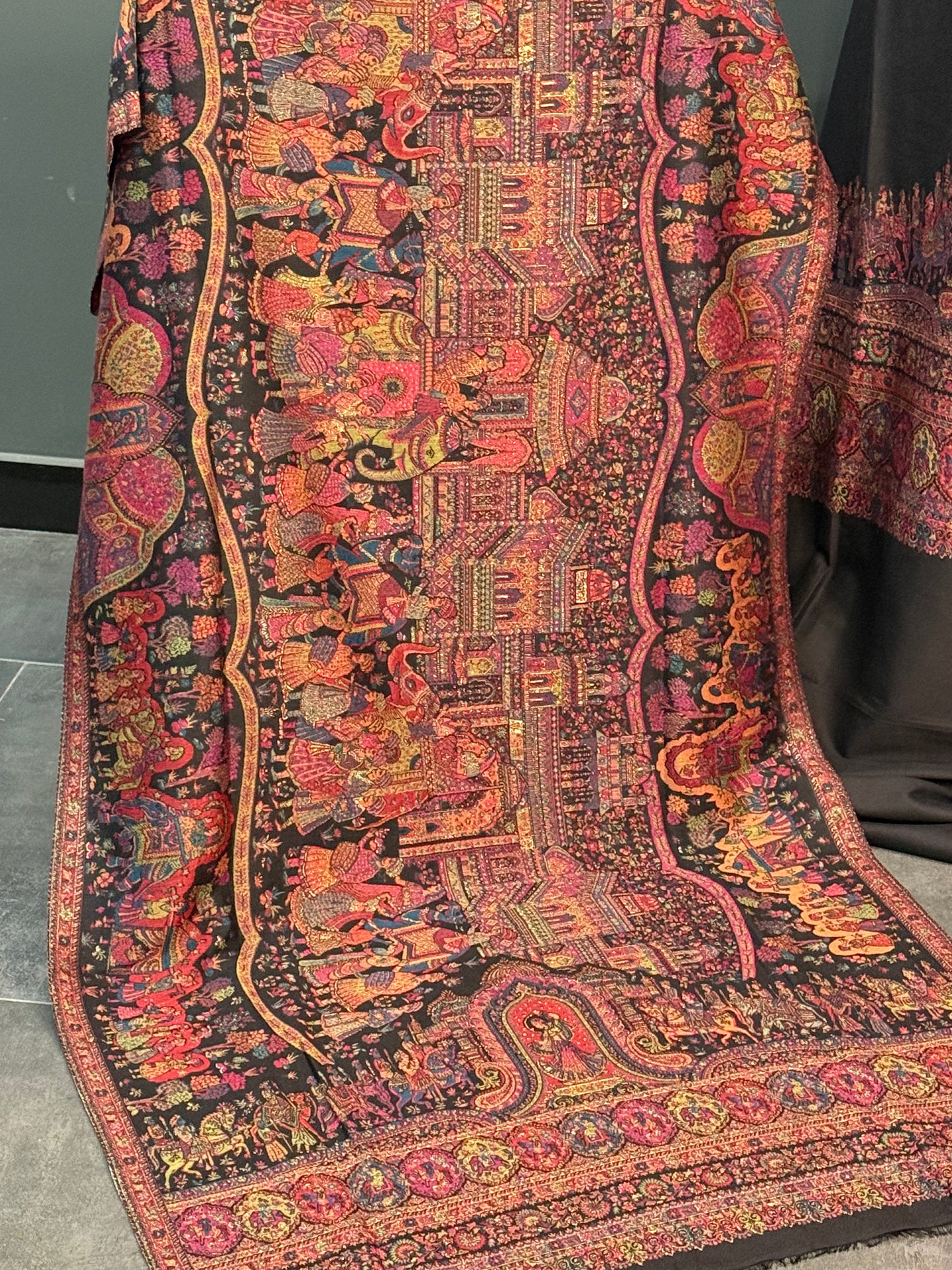 KANI PASHMINA SUIT