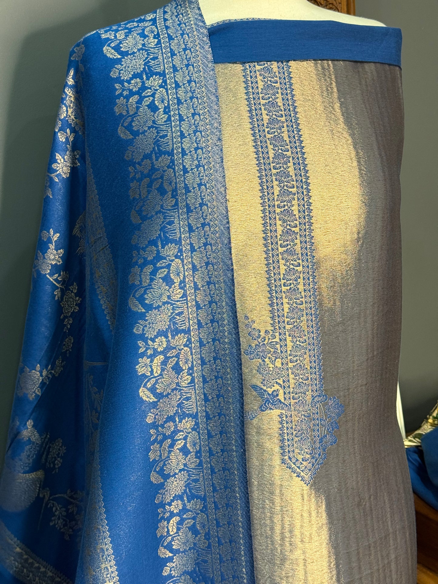 KANI PASHMINA SUIT