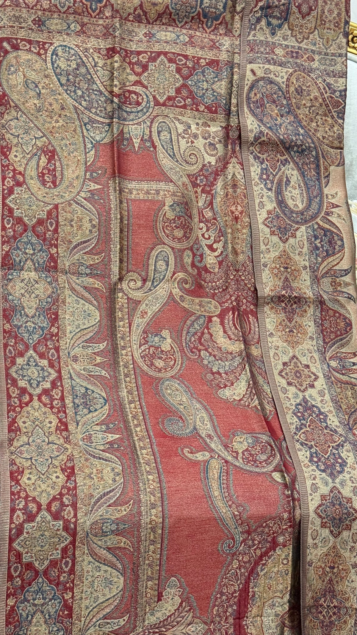 NOOR-E-KANI