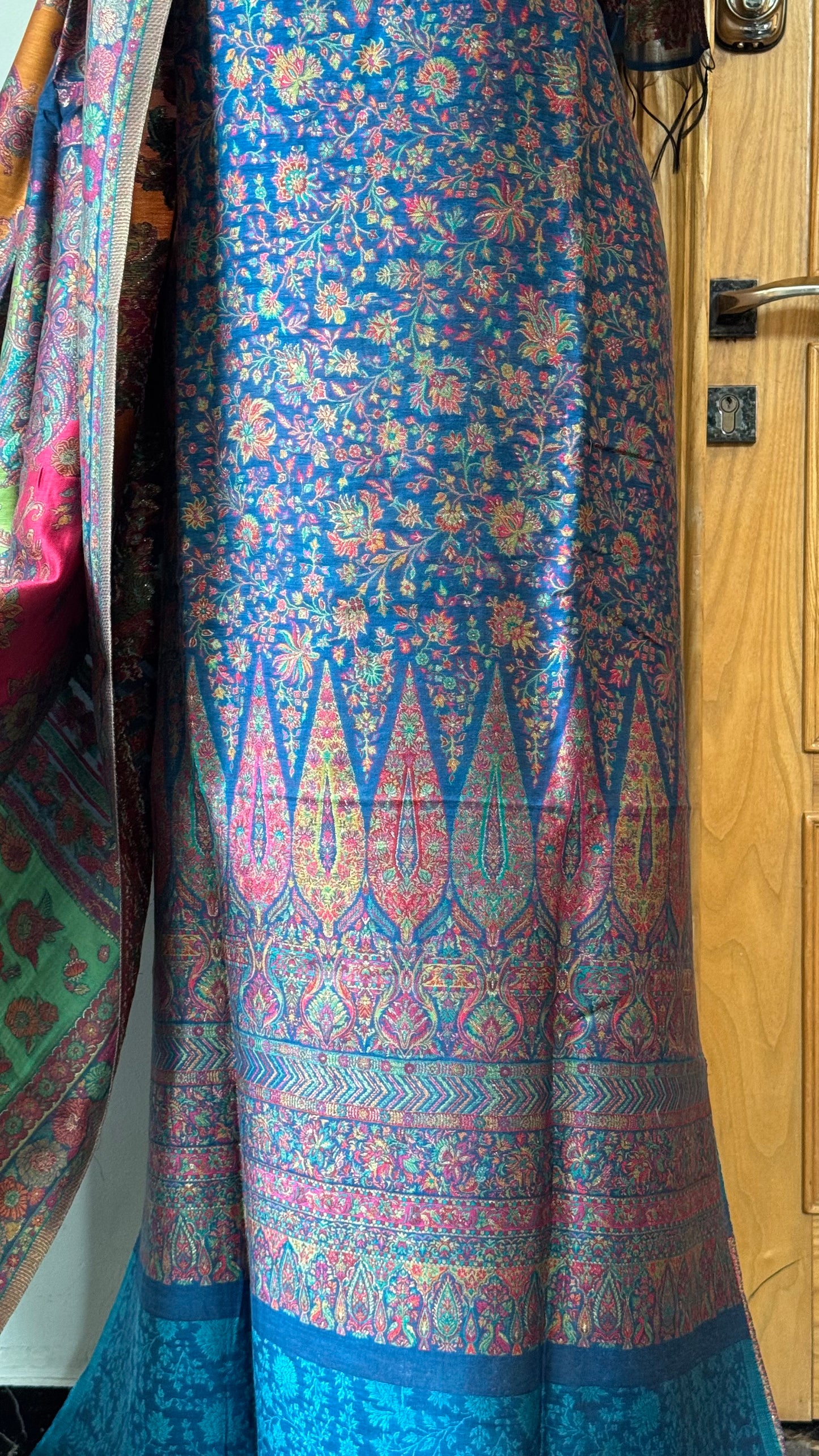 REGAL LOOM