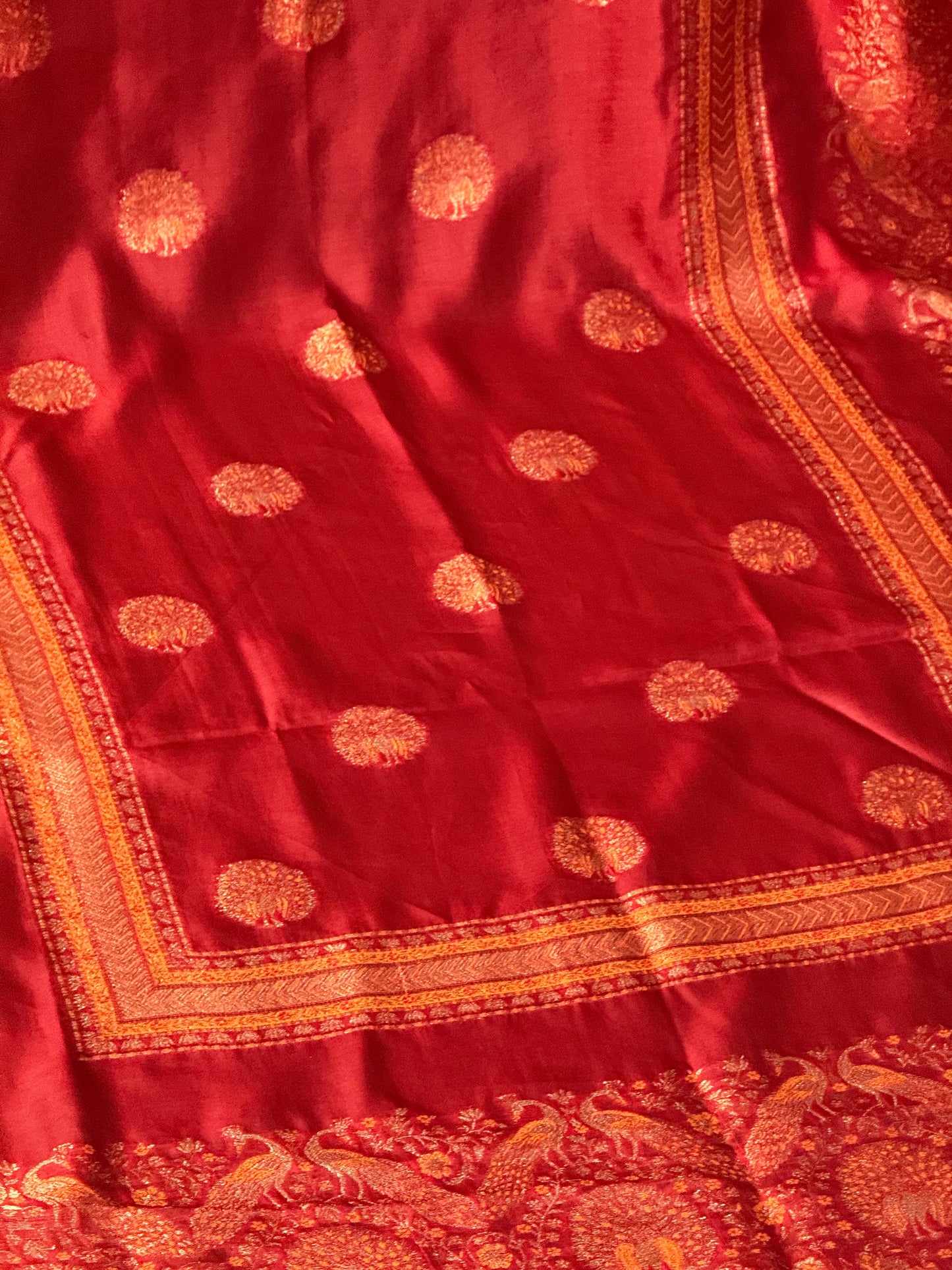 REGAL LOOM