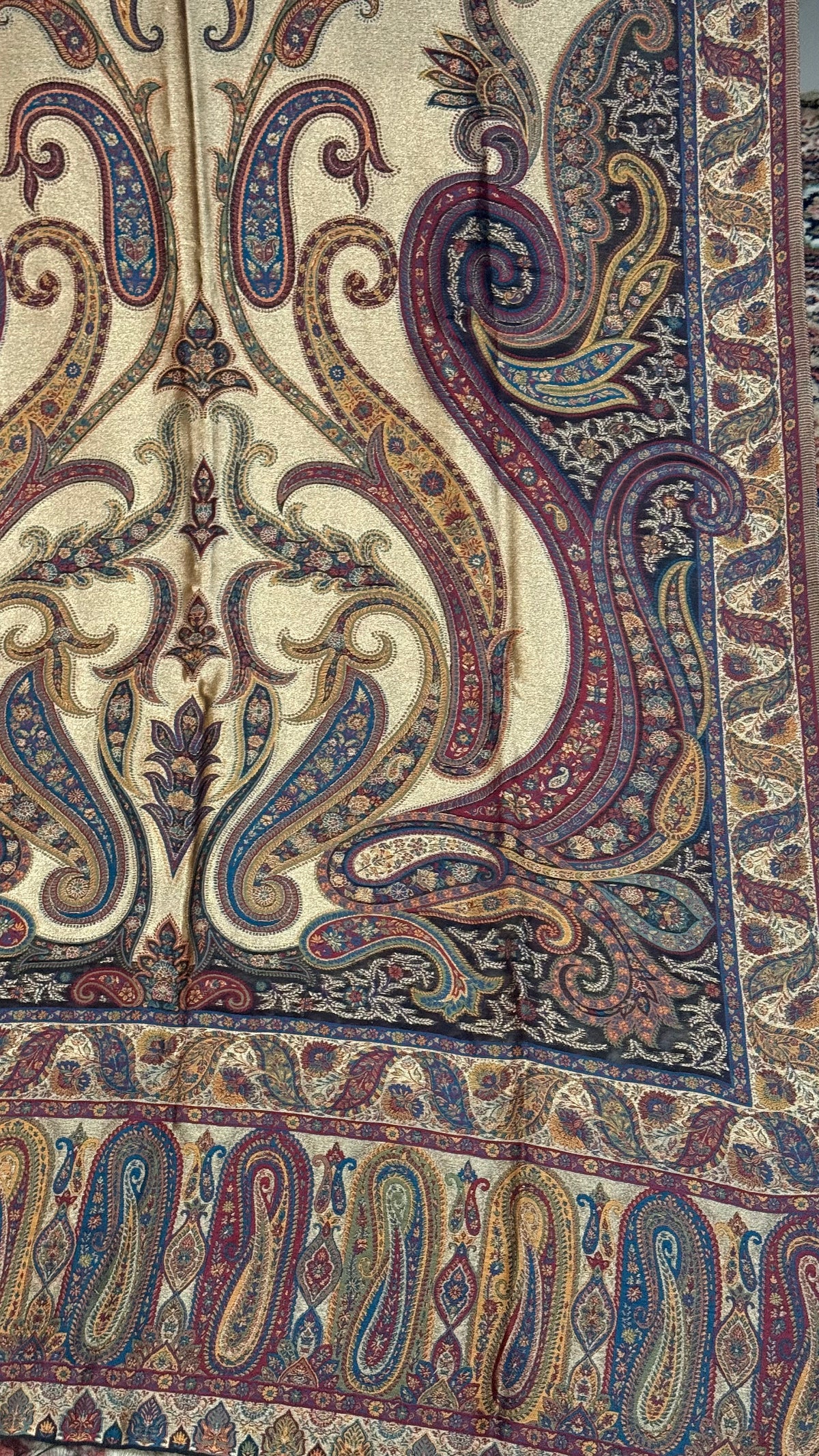 NOOR-E-KANI
