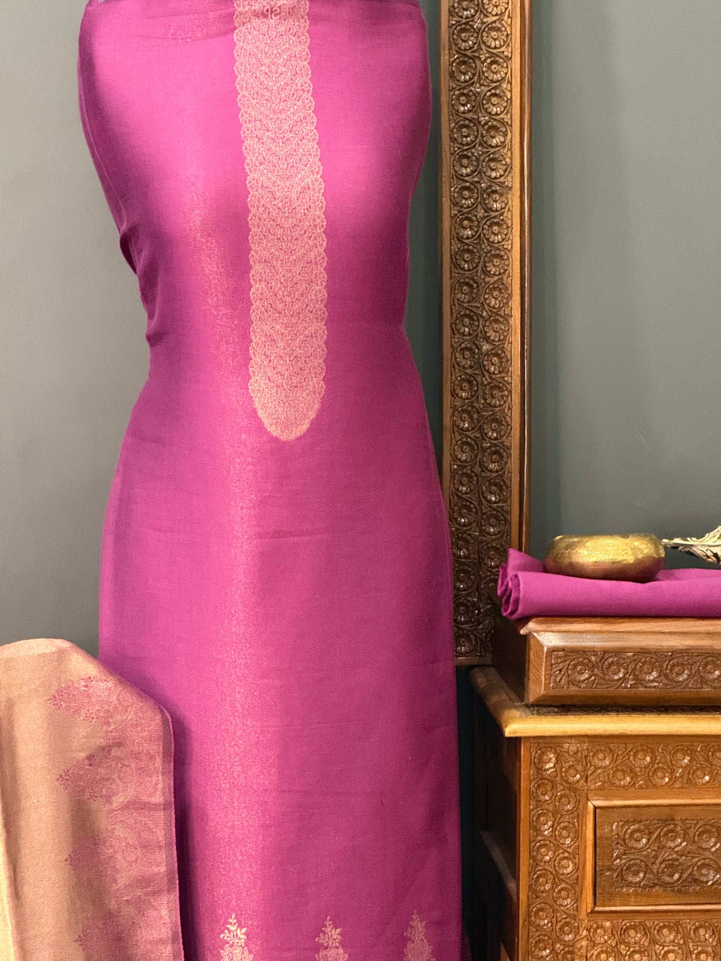 KANI PASHMINA SUIT