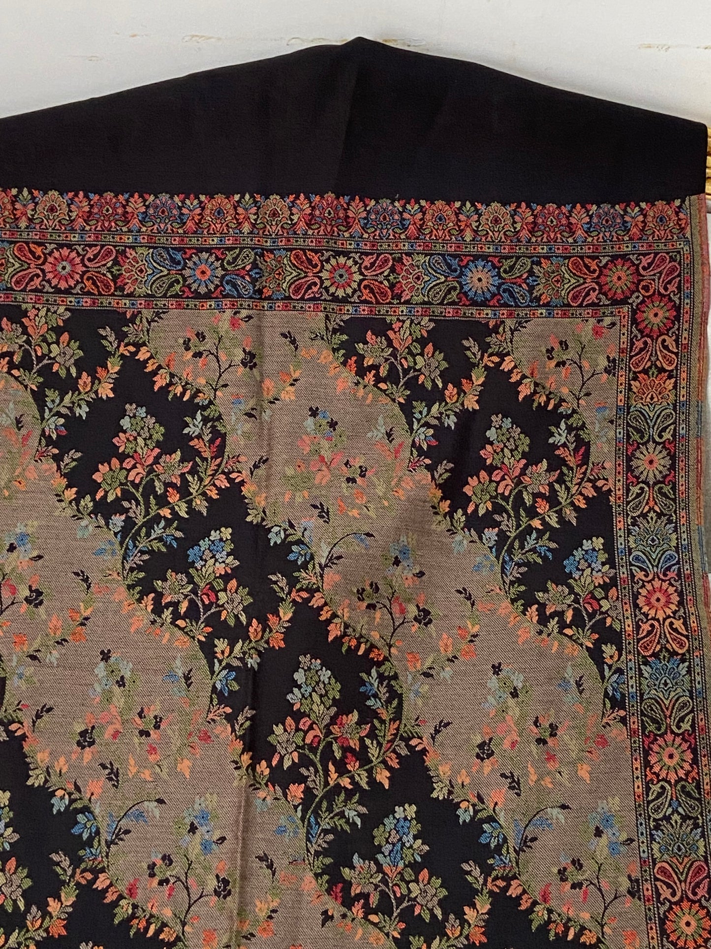 KANI PASHMINA PREMIUM