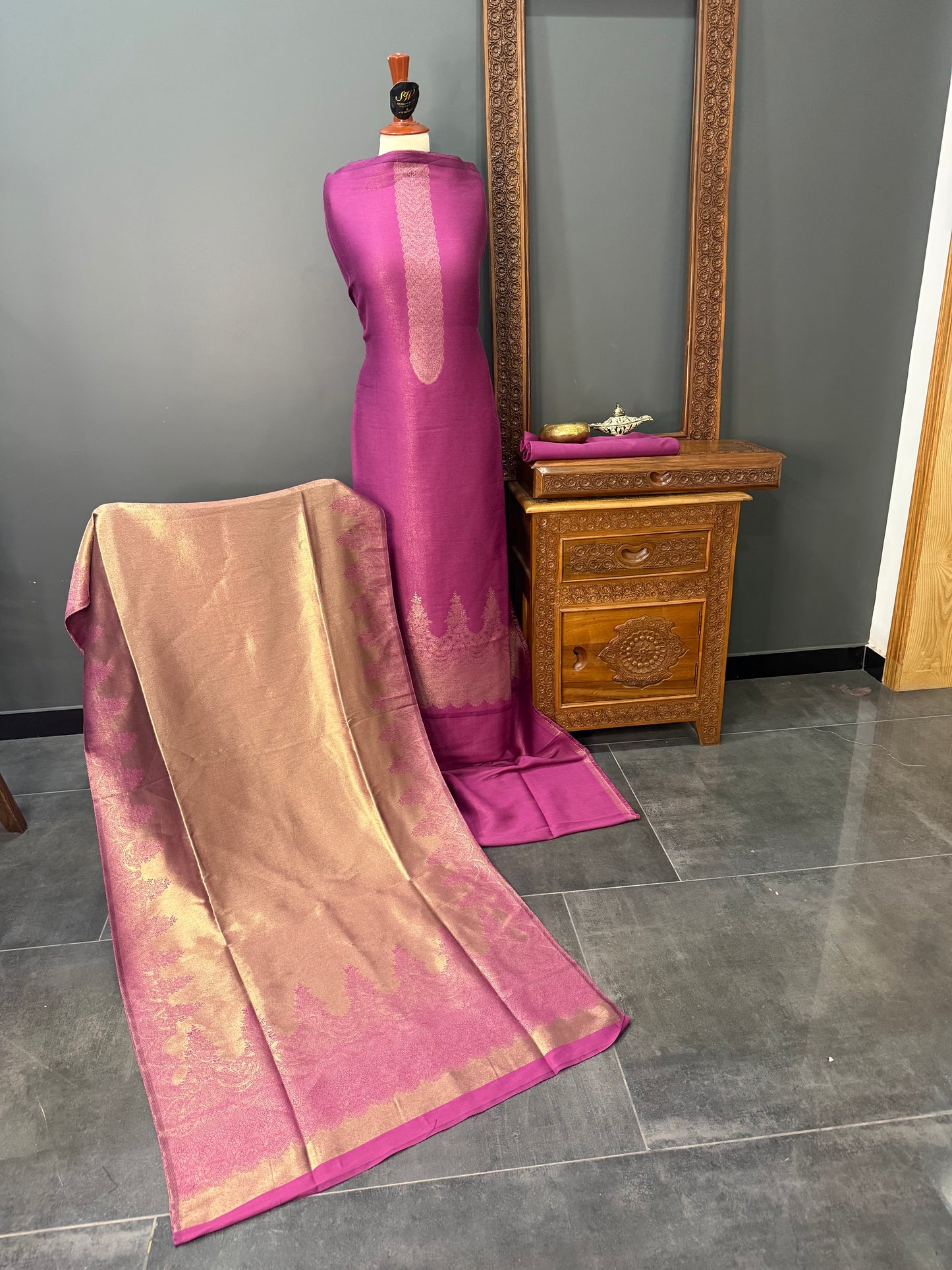 KANI PASHMINA SUIT