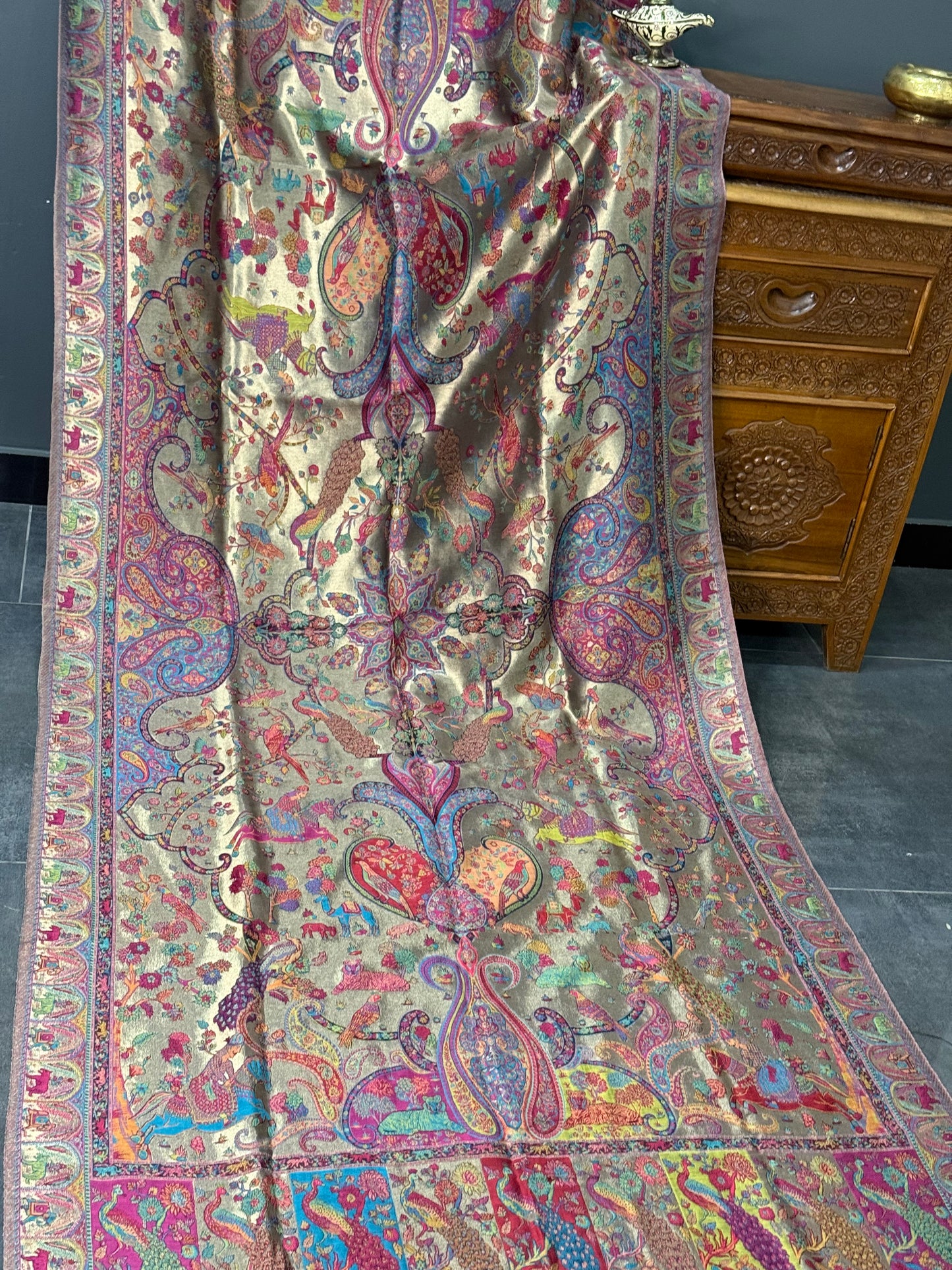 NOOR-E-KANI