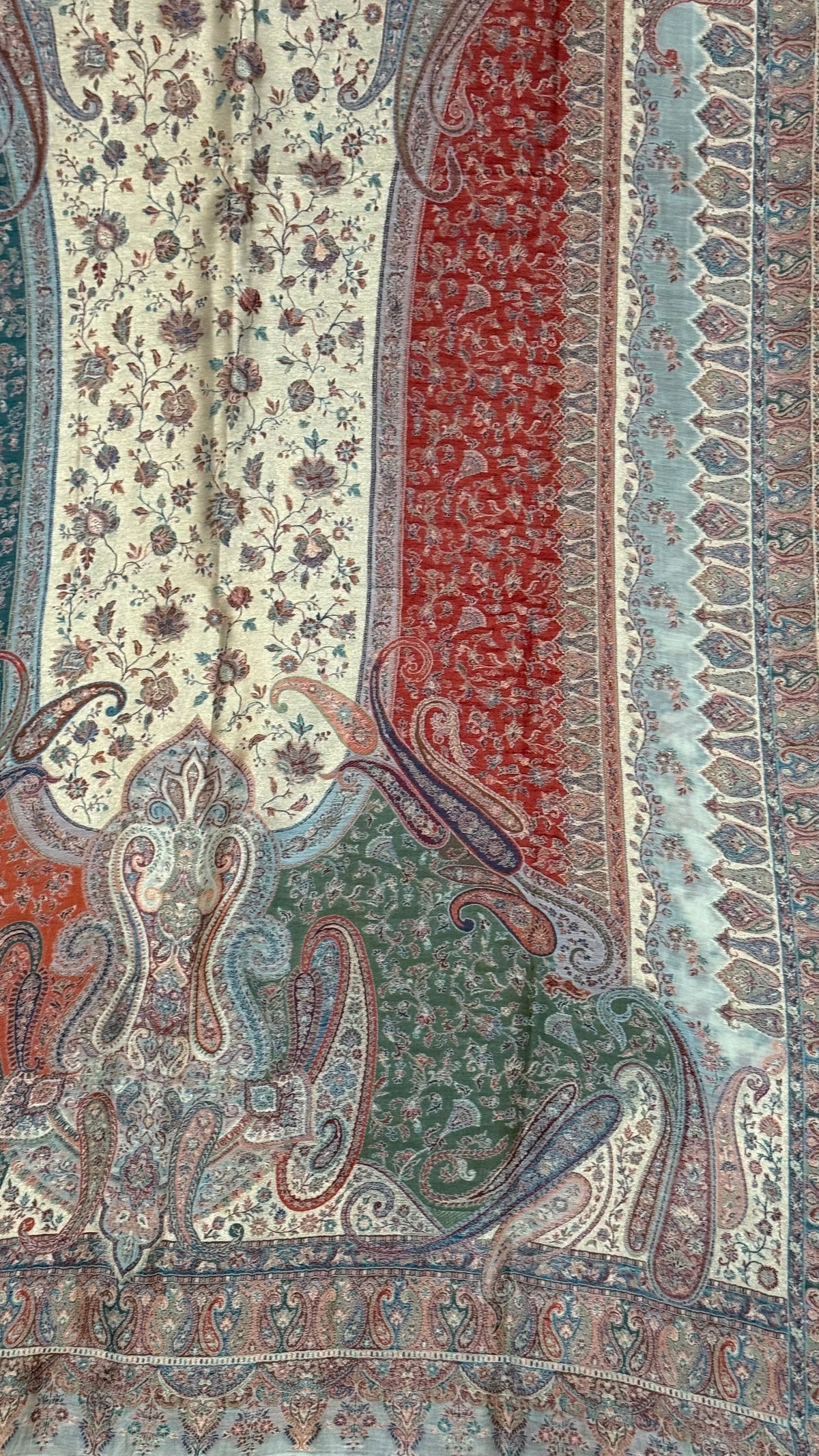 NOOR-E-KANI