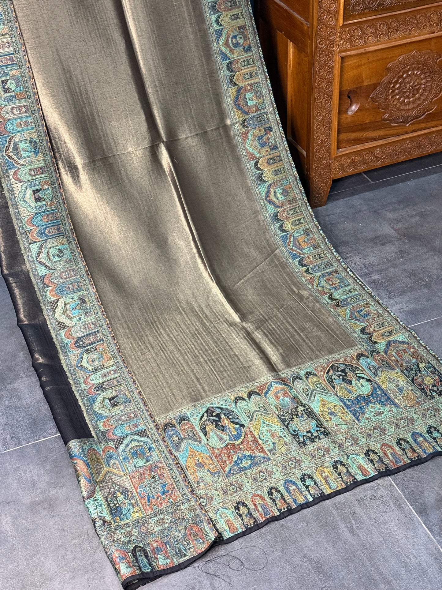 KANI PASHMINA MOON LIGHT SHAWL