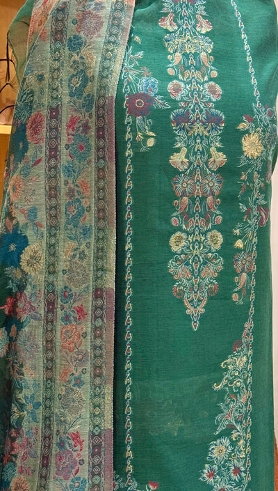 REGAL LOOM