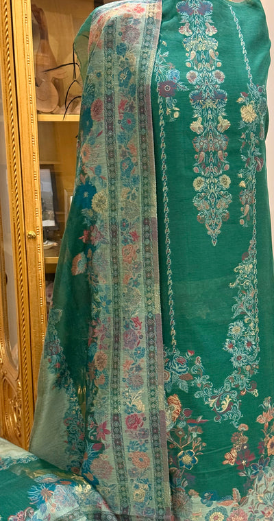 REGAL LOOM