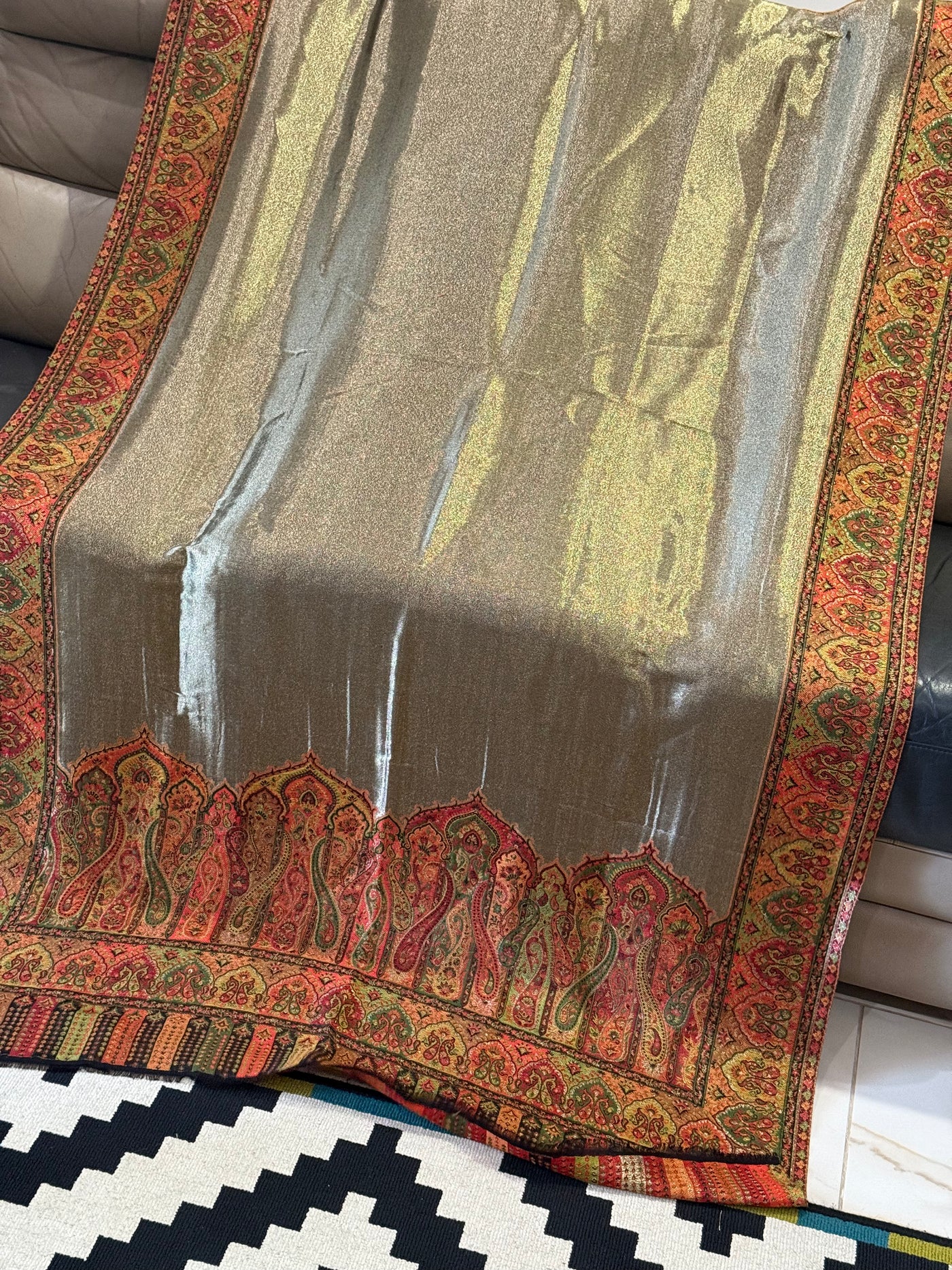 KANI PASHMINA MOON LIGHT SHAWL