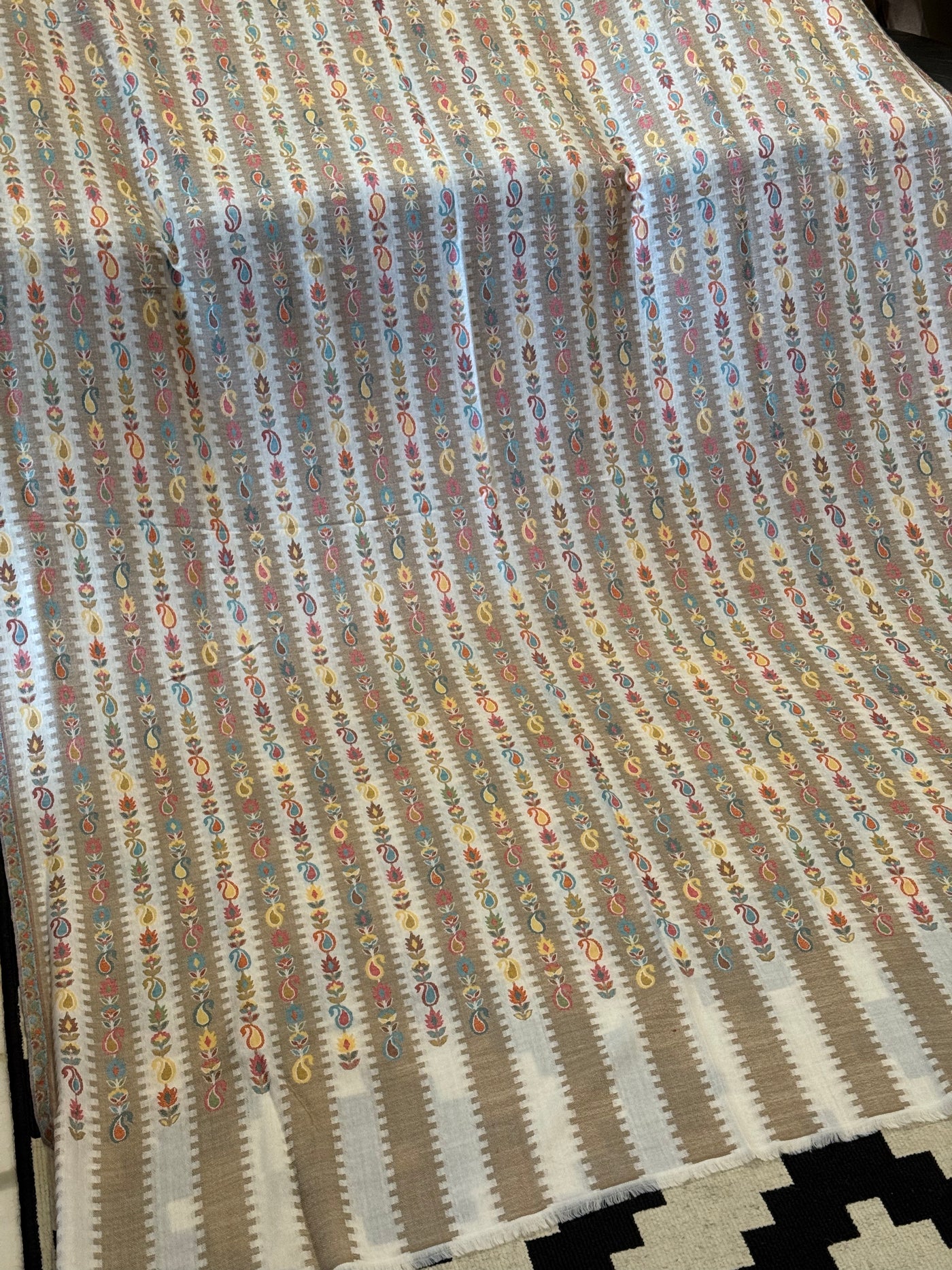 KANI PASHMINA PREMIUM