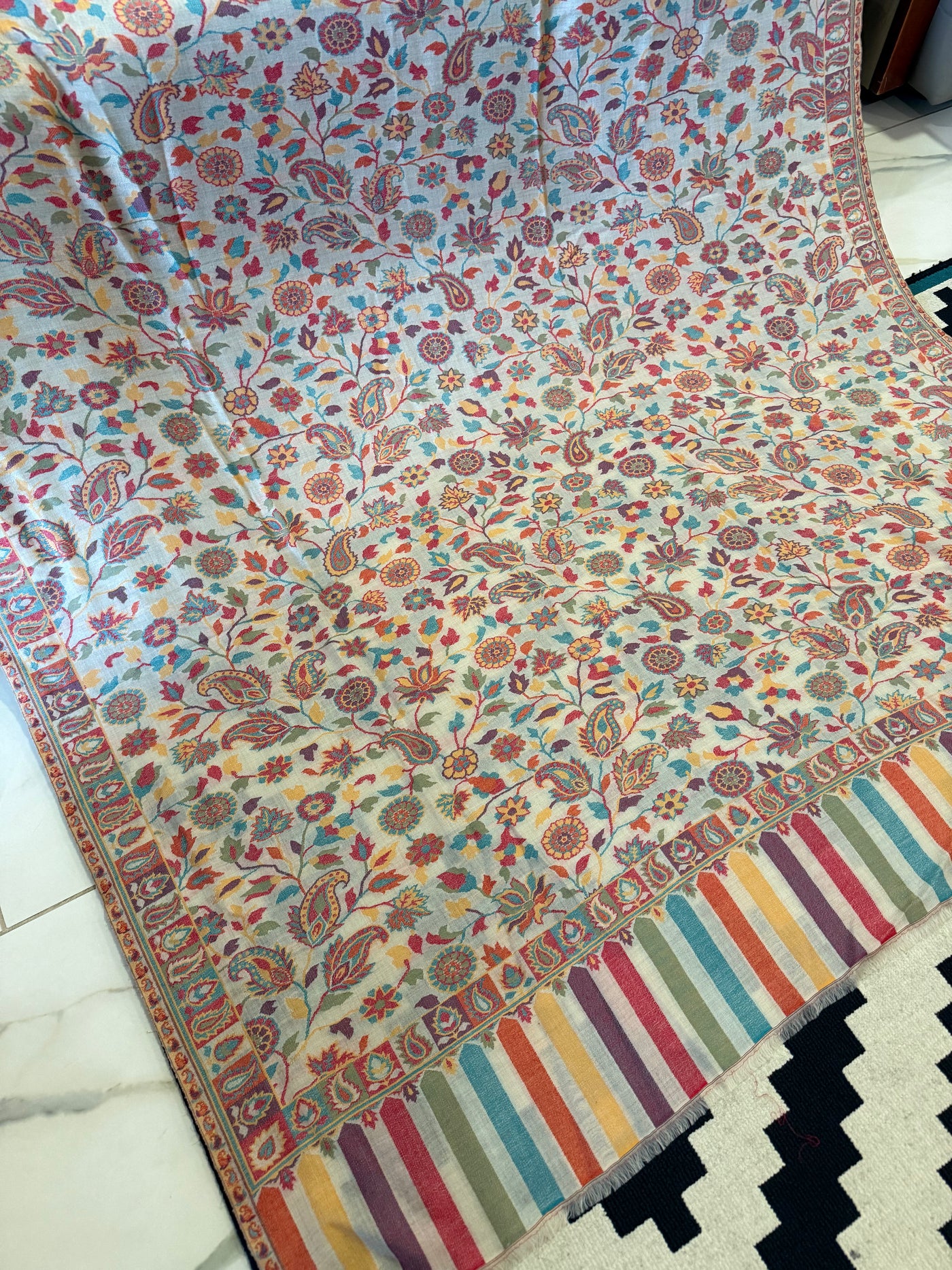 KANI PASHMINA PREMIUM