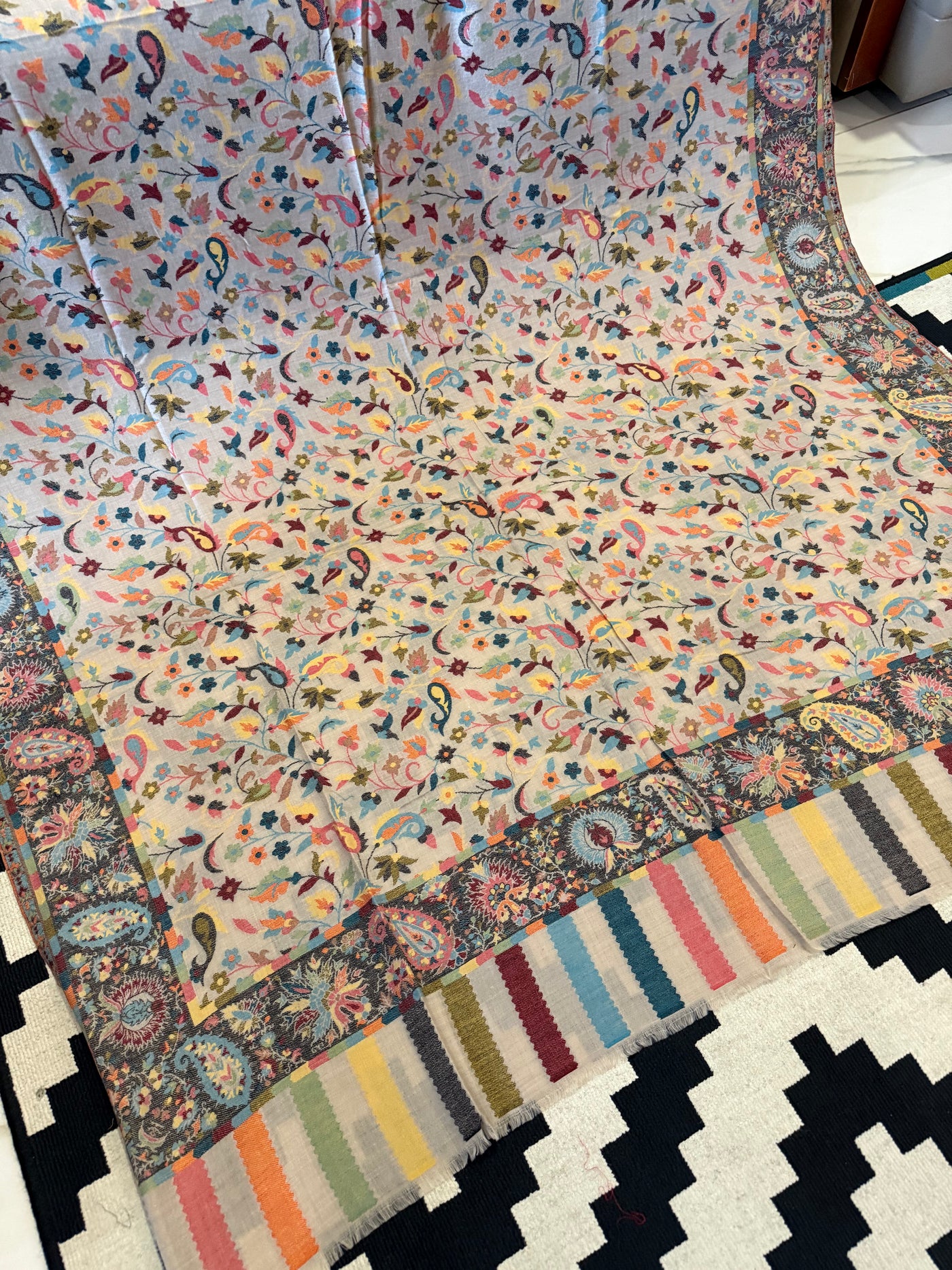 KANI PASHMINA PREMIUM