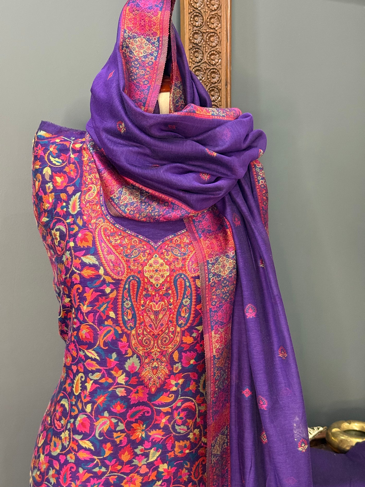 REGAL LOOM SHAHI RESHAM