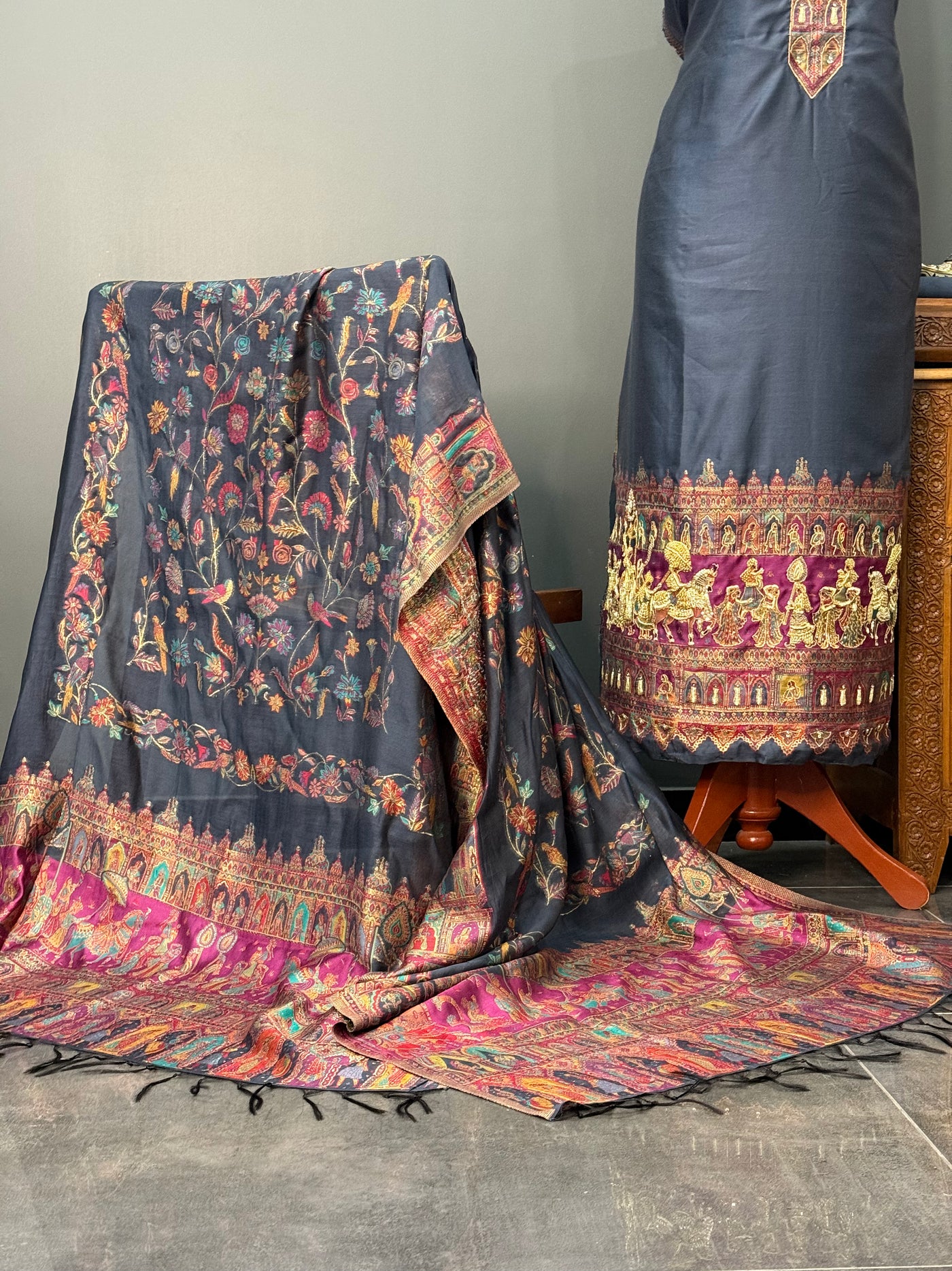 REGAL LOOM SHAHI RESHAM