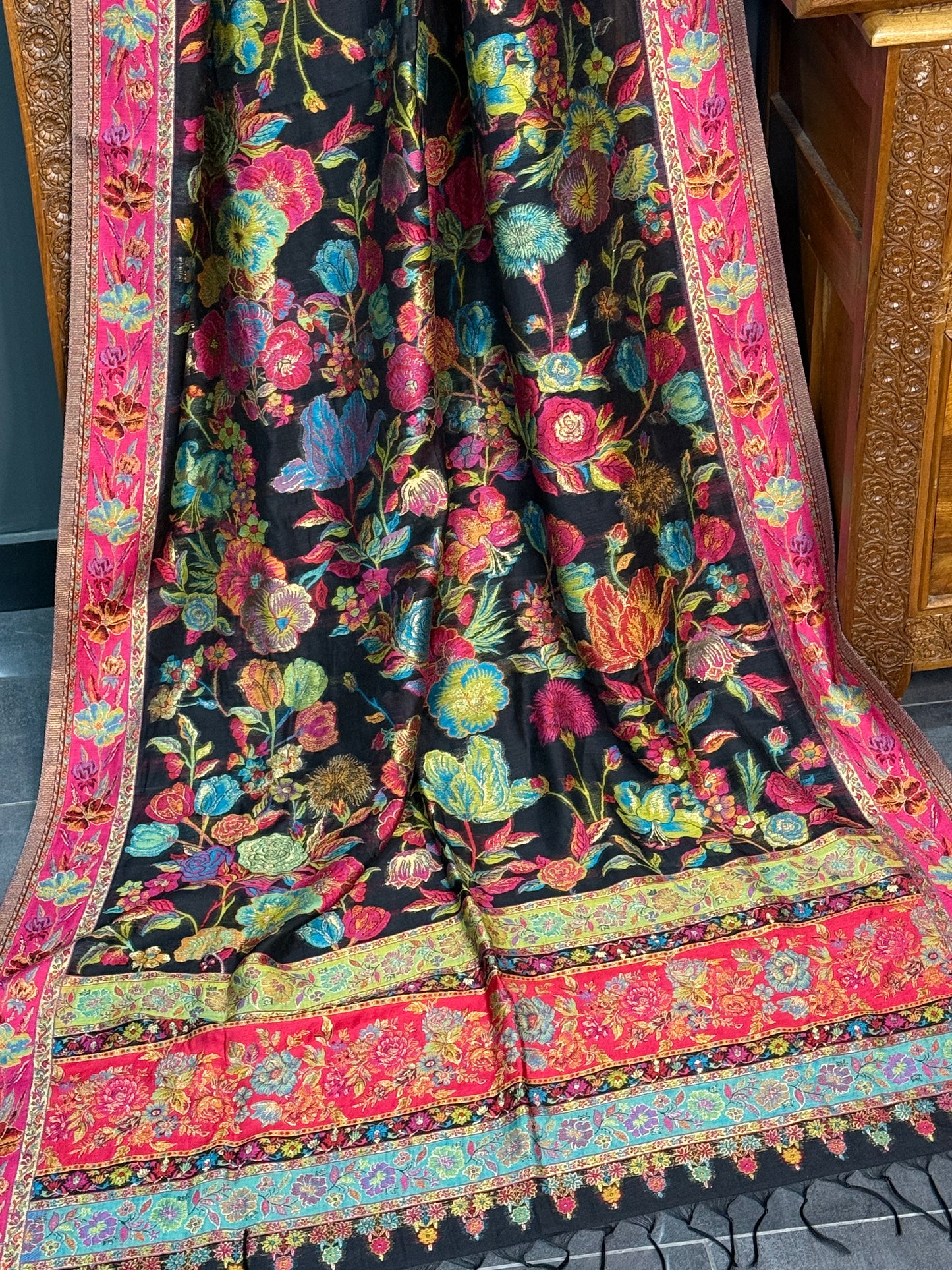 NOOR-E-KANI